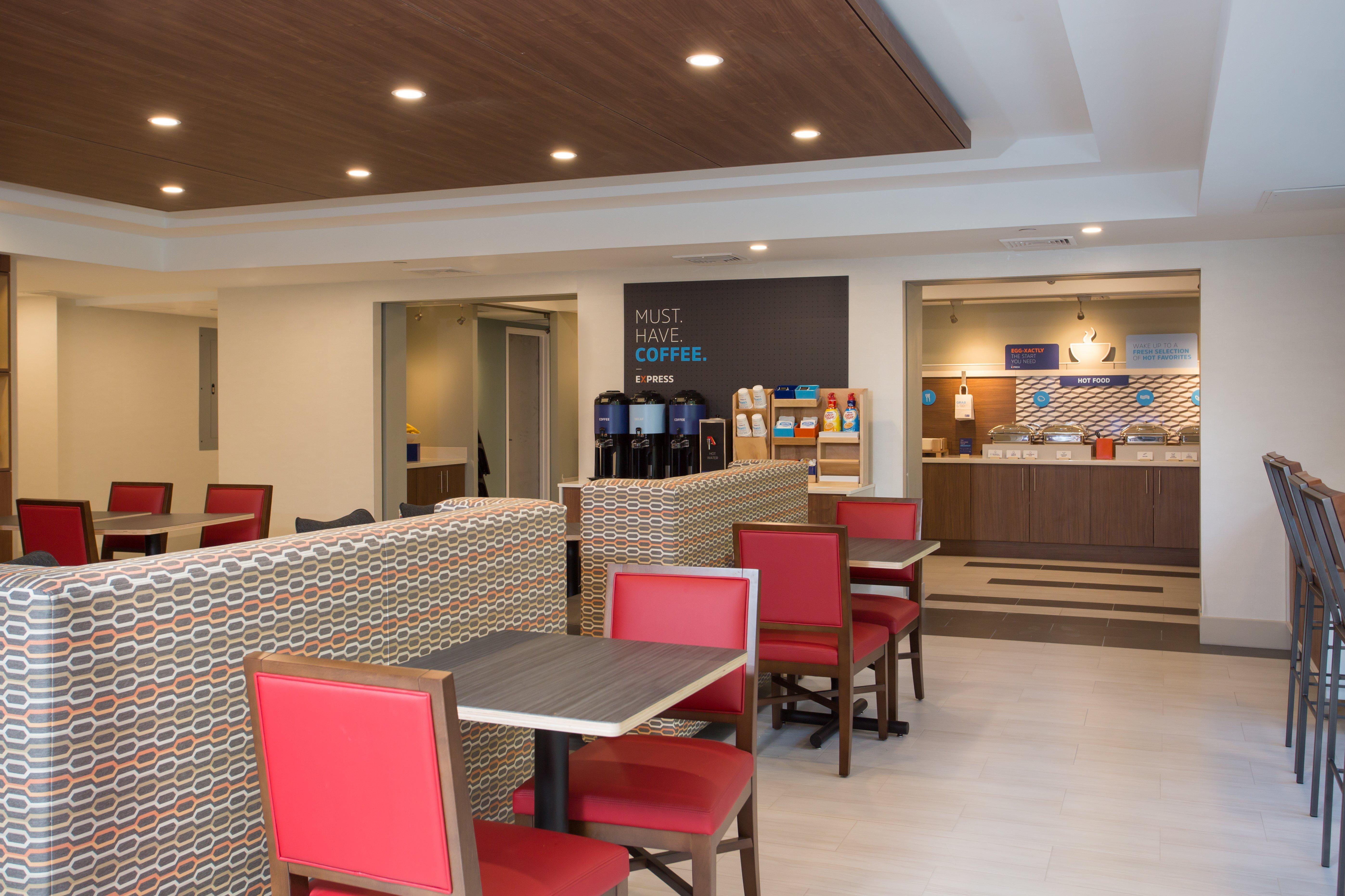 Holiday Inn Express Chelmsford By Ihg מראה חיצוני תמונה