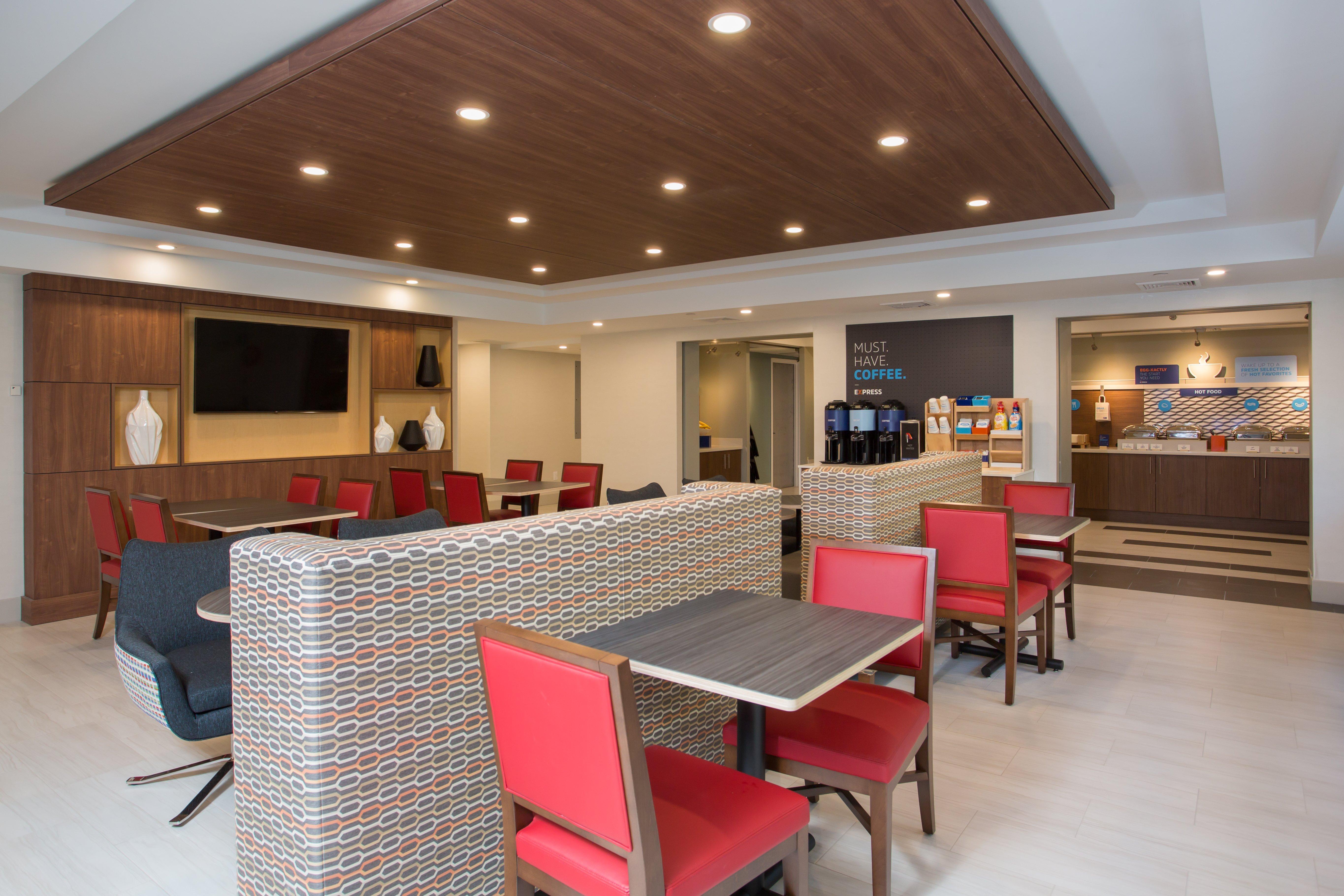 Holiday Inn Express Chelmsford By Ihg מראה חיצוני תמונה