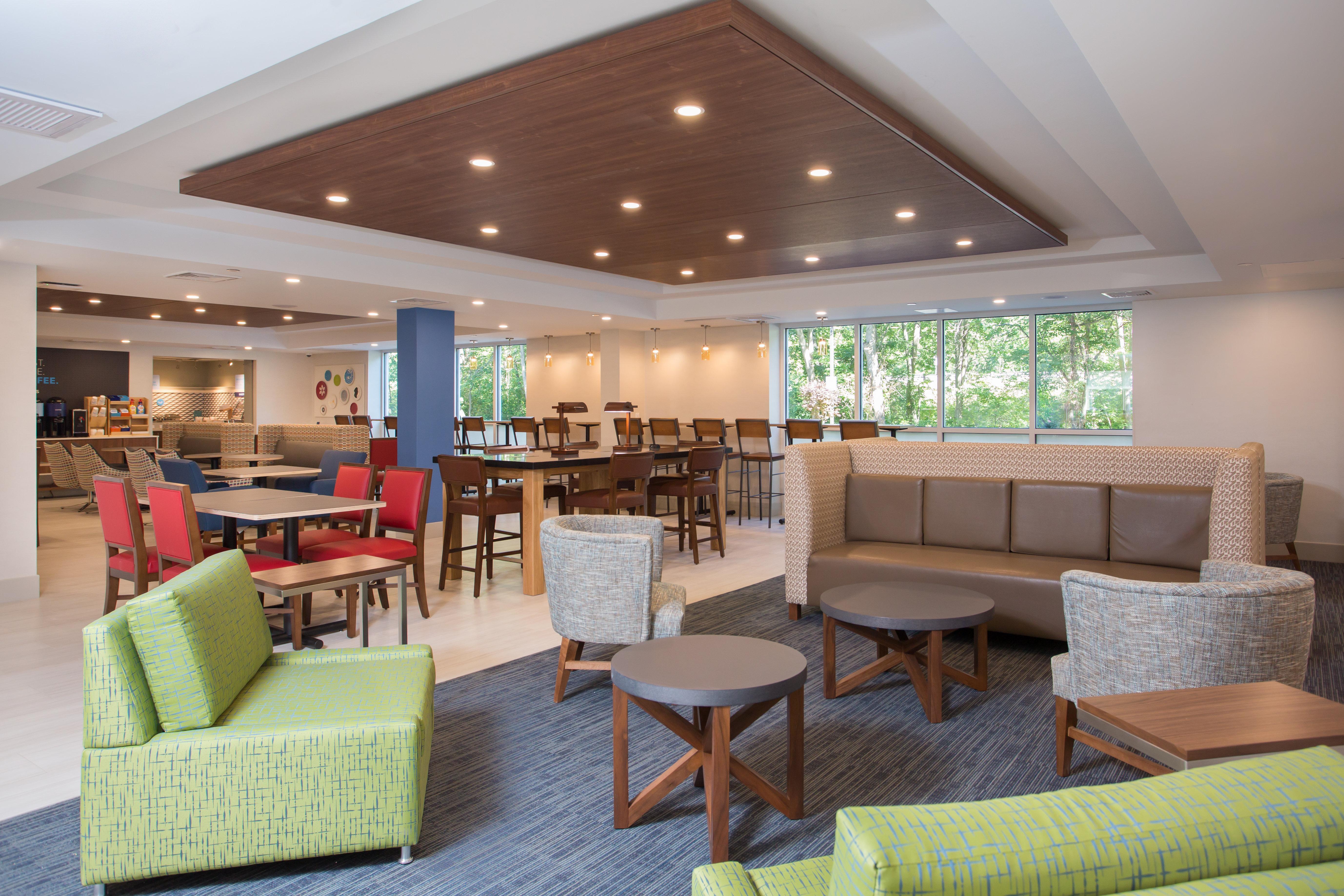 Holiday Inn Express Chelmsford By Ihg מראה חיצוני תמונה